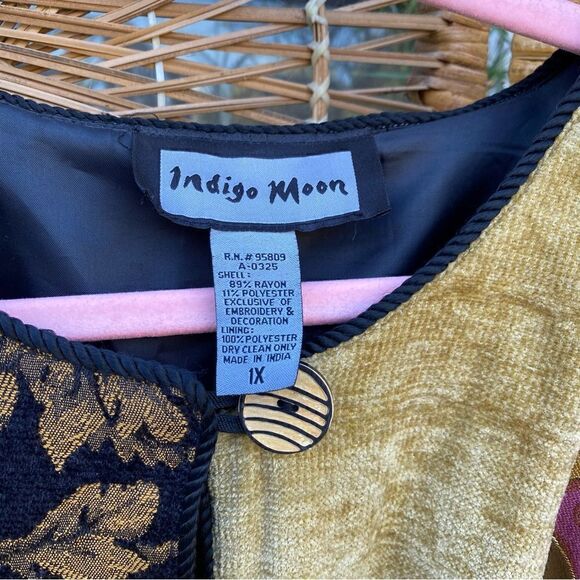 ✨ Soft & comfy size 1X VELVET & BROCADE jacket - Picture 4 of 7